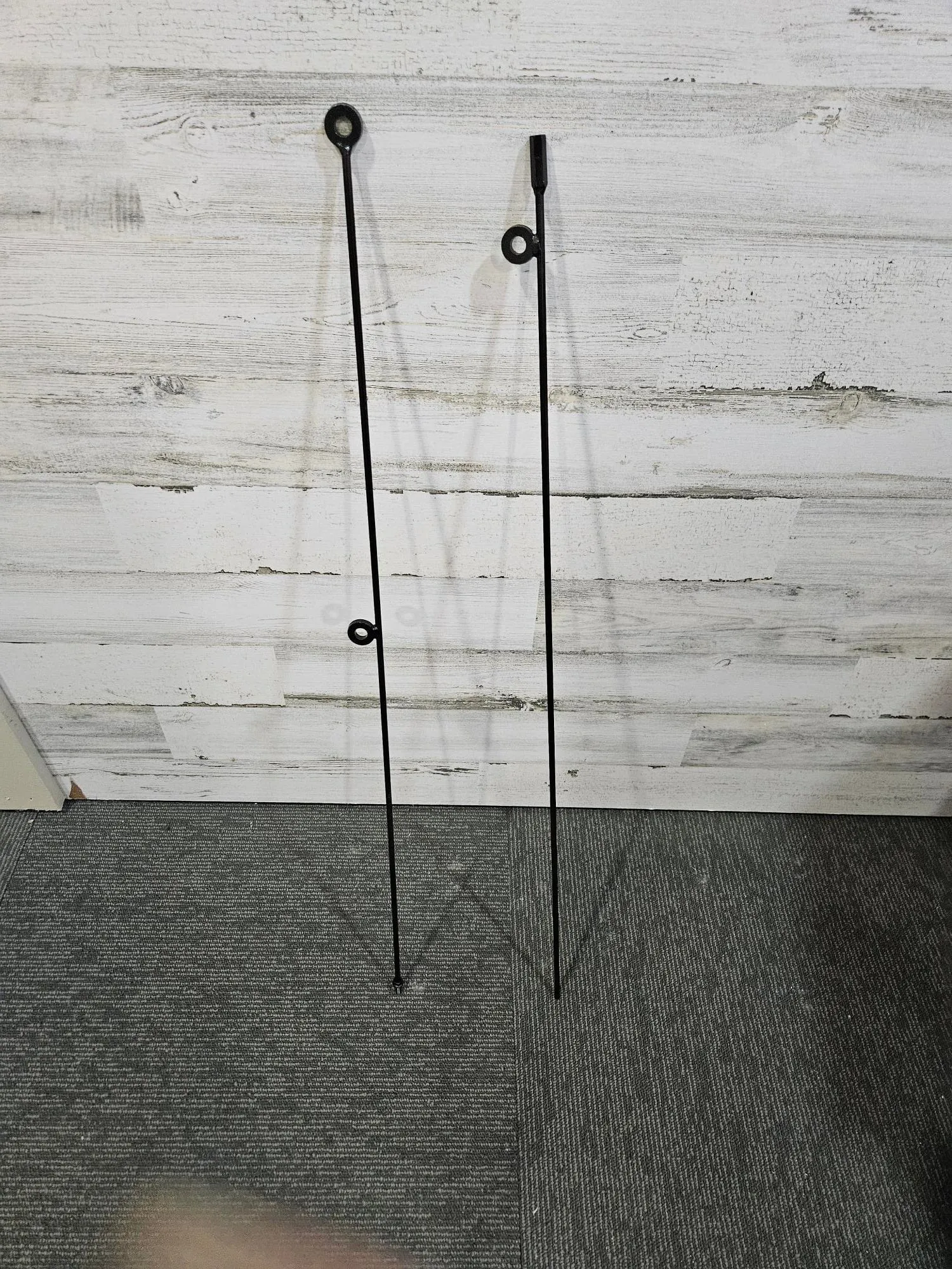 4' or 5.5' Metal Rod