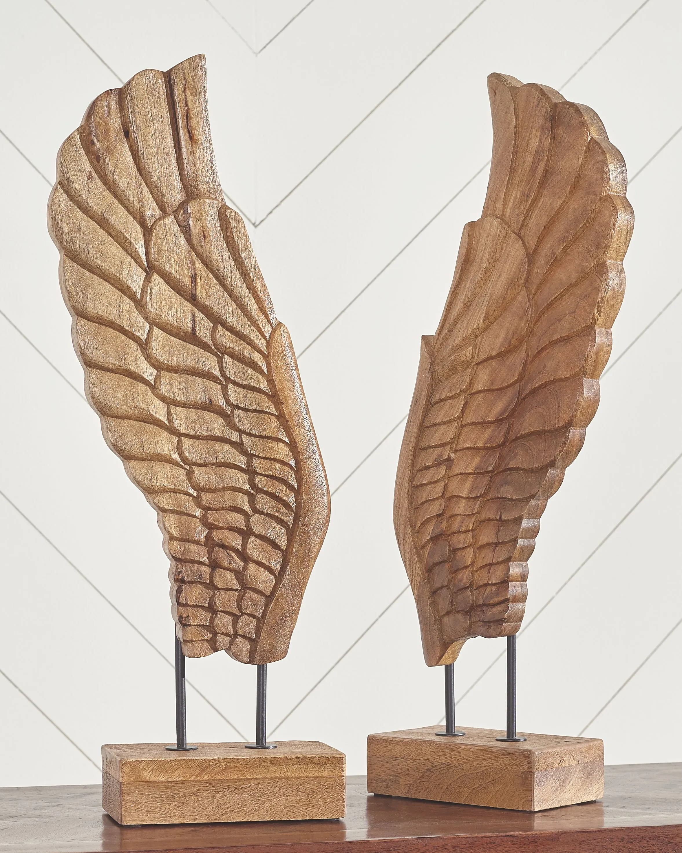 BRANDEN Signature Design by Ashley Sculpture Set of 2