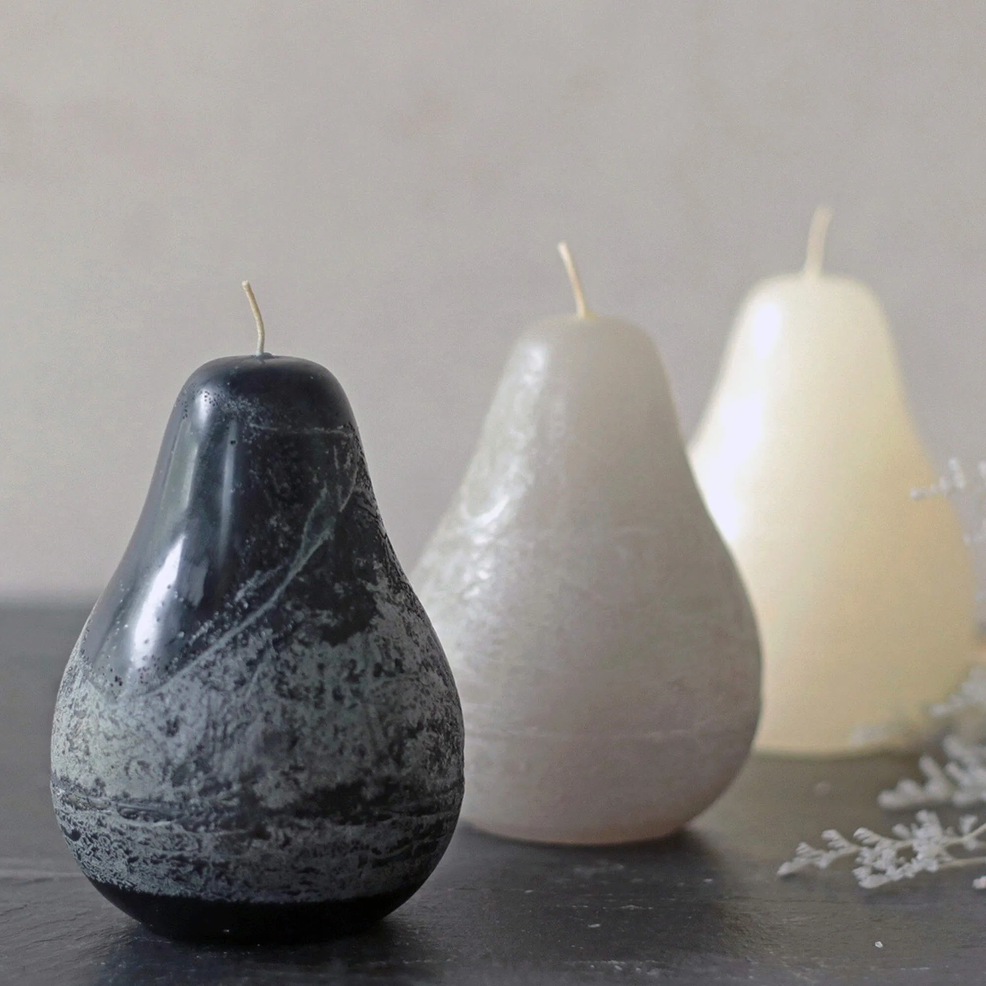 Distressed Black Pear Candle