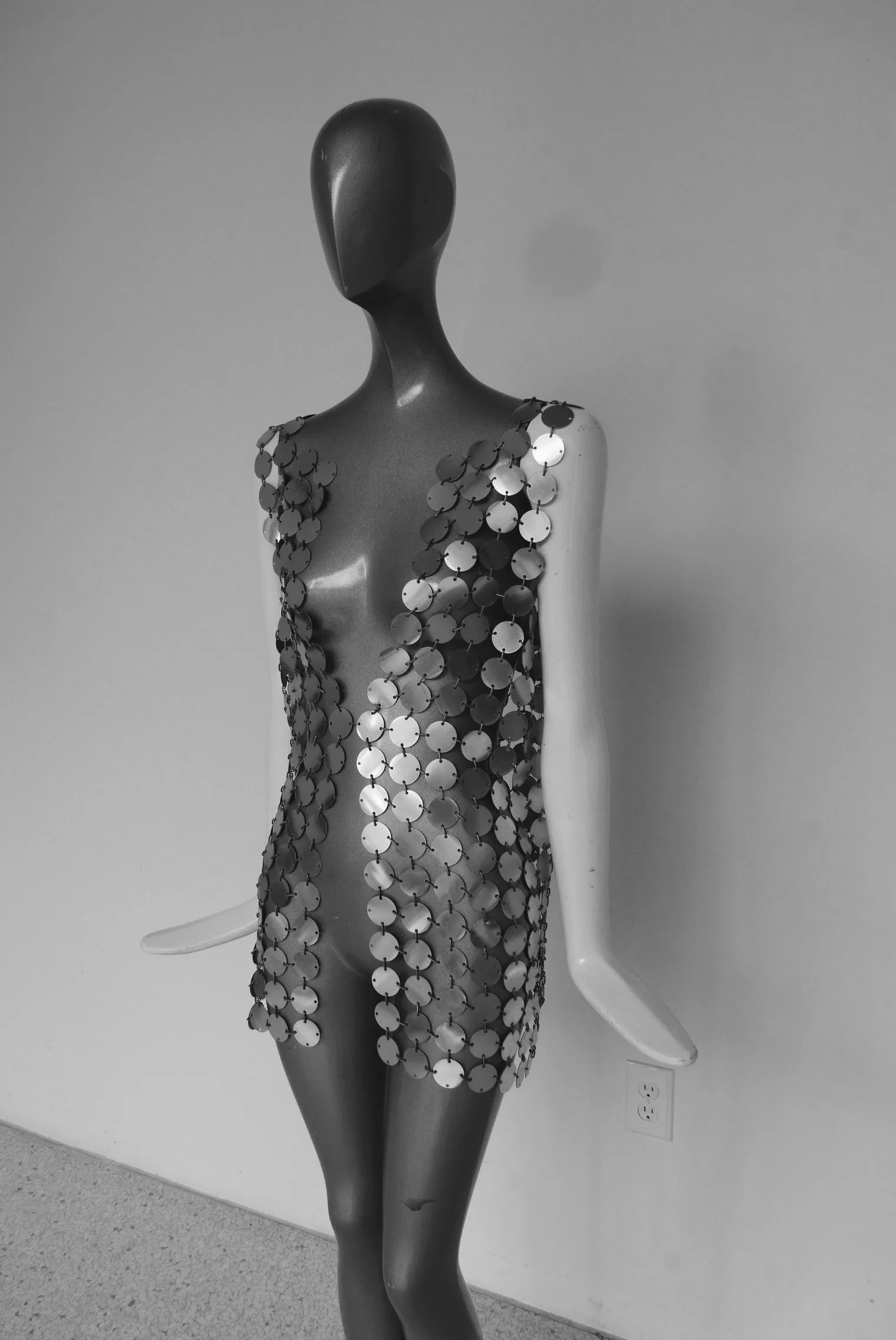 Paco Rabanne silver mesh vest  Paco Rabanne kit