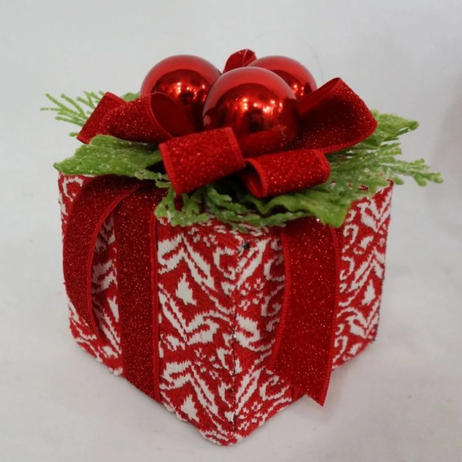 Regency International Fabric Gift Box  W/Ball