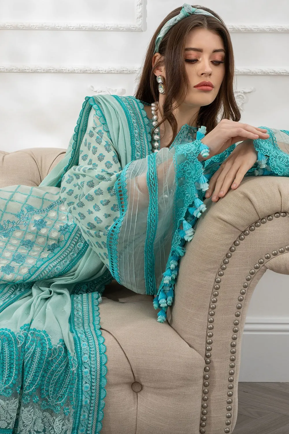 Sobia Nazir Luxury Lawn Collection 2021 – Design 4B